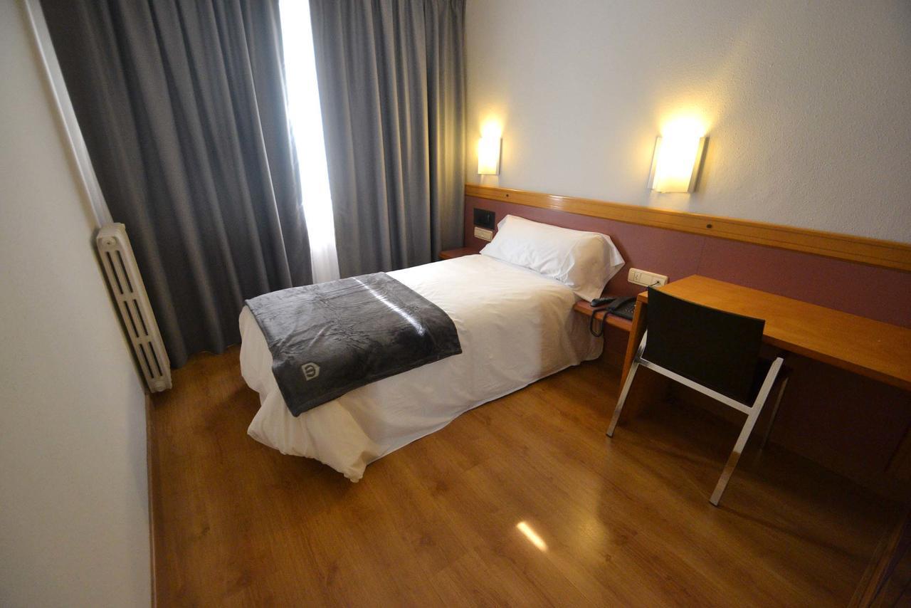Hotel Brujas De Irues Tarazona Экстерьер фото
