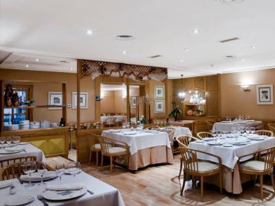 Hotel Brujas De Irues Tarazona Экстерьер фото